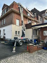 klapp- und teleskopierbare Stützen
